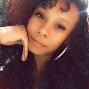 Meet your Posher, Shara